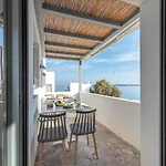 Hotel apartamentowy Paros Cape 4*