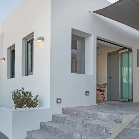 Paros Cape 4*