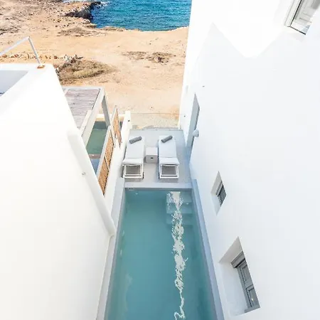Paros Cape Lägenhetshotell 4*
