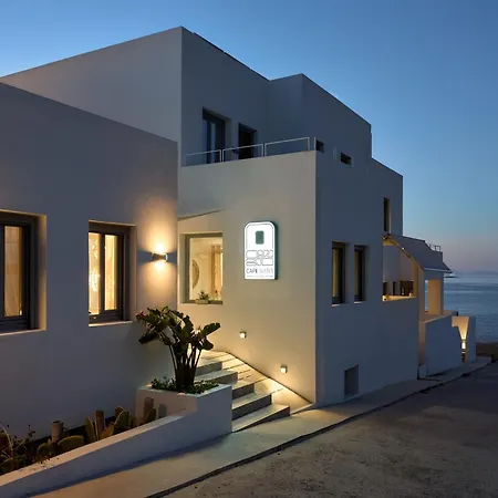 Paros Cape Lägenhetshotell Naousa