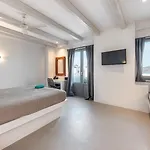 Paros Cape Apartahotel 4*