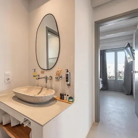 Paros Cape 4* נאוסה