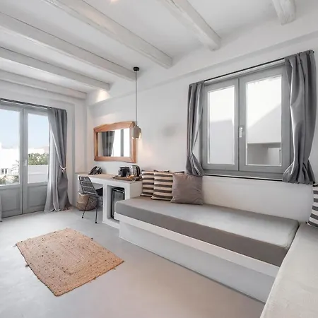 Paros Cape 3*