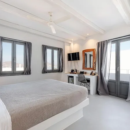 Paros Cape 公寓式酒店 纳乌萨