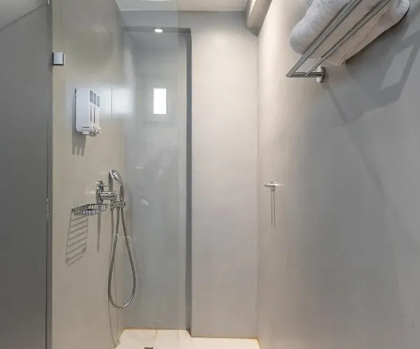 Paros Cape 纳乌萨